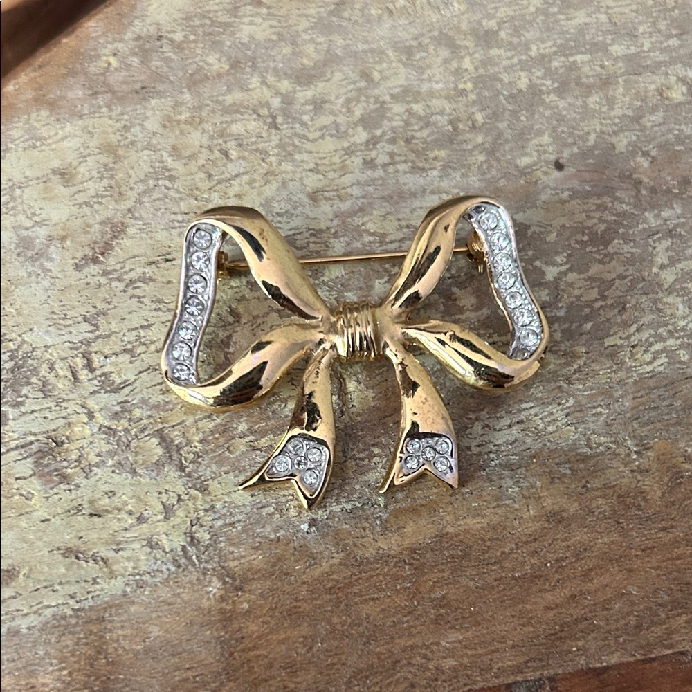 Gold Bow Crystal Accent Brooch